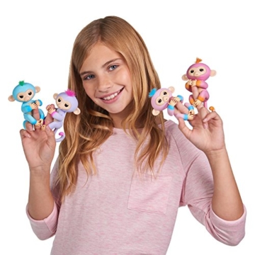 Fingerlings zweifarbiges Äffchen pink mit blau Candi 3722 interaktives Spielzeug, reagiert auf Geräusche, Bewegungen und Berührungen - 7